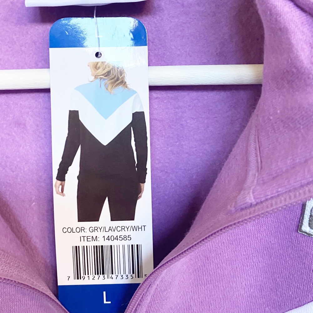 New Women’s Fila Pullover Seeater, Size L - Picture 4 of 7